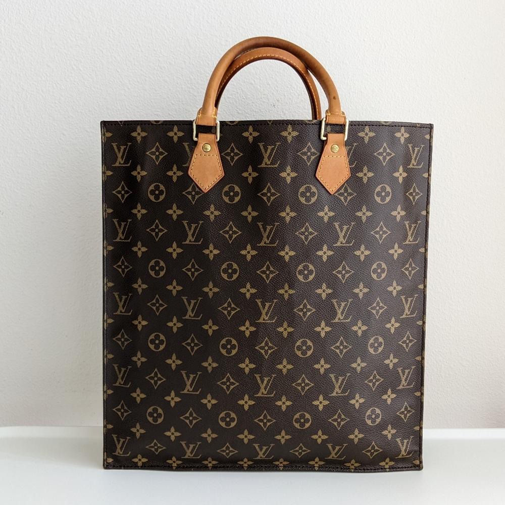 Louis Vuitton Monogram Sac Plat Bag